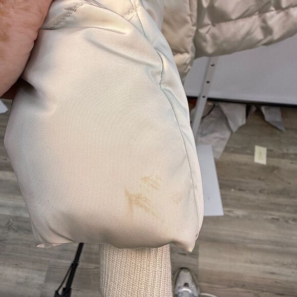 Banana Republic Women's Cream Puffer Jacket with Faux Fur Hood XS - Picture 8 of 9